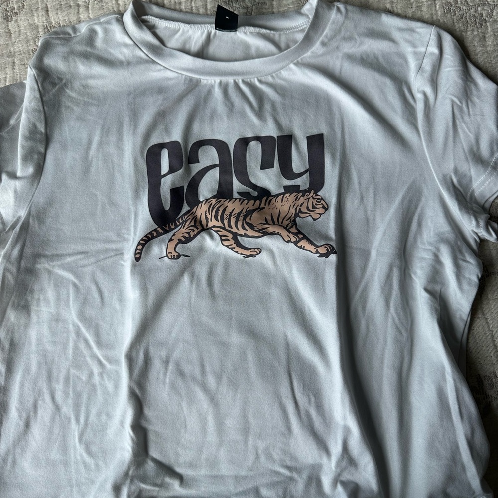 Bundle of 4 T-Shirts